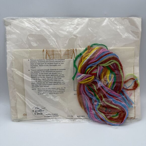 The Creative Circle Vtg Wool Embroidery Kit 519 Rock A Bye Baby Photo Frame New - Picture 6 of 10